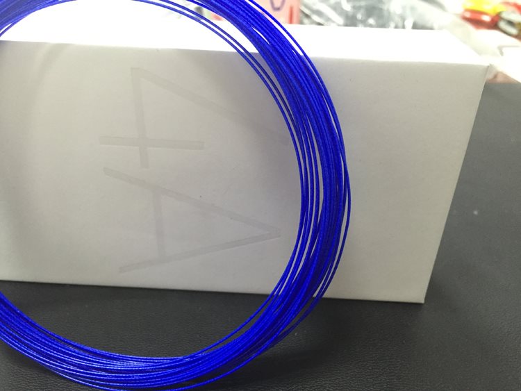 羽毛球拍線怎么選